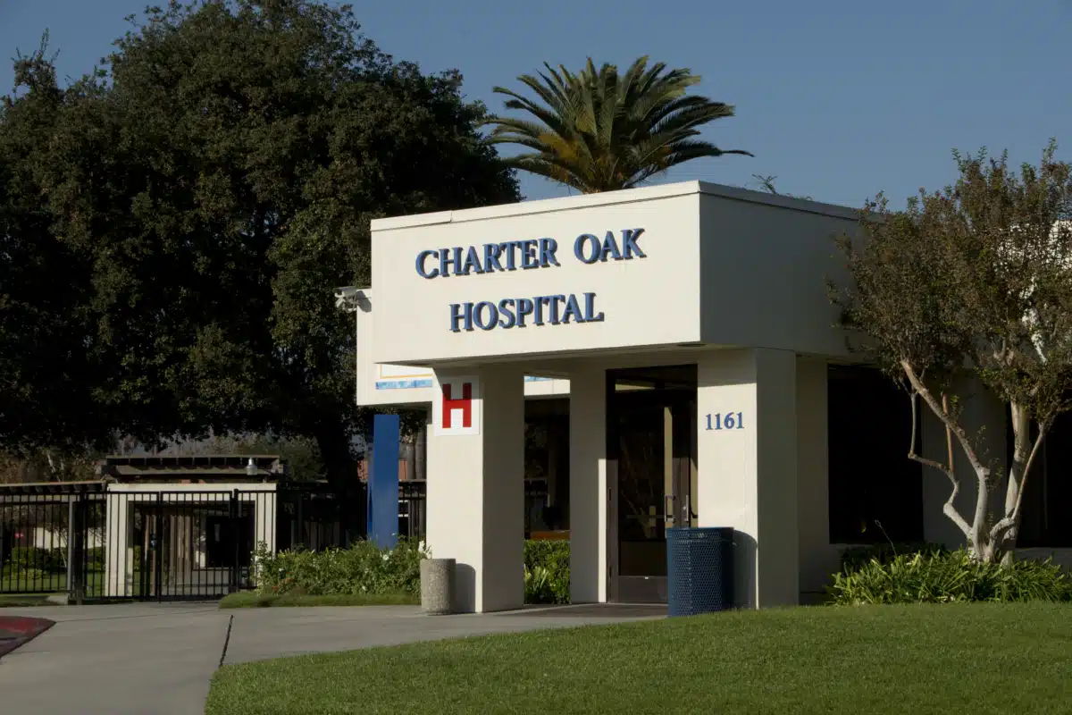 Aurora Charter Oak Hospital - Preview