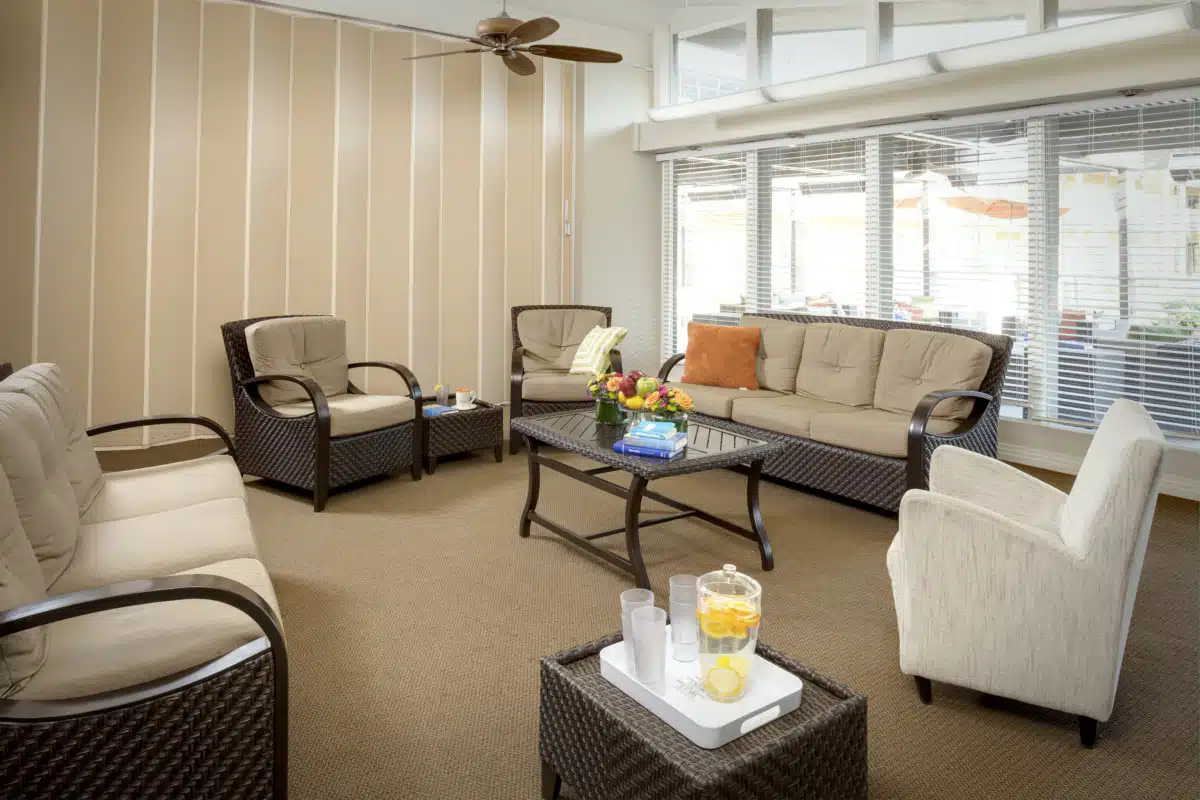 Banyan Palm Springs - Thumbnail 4