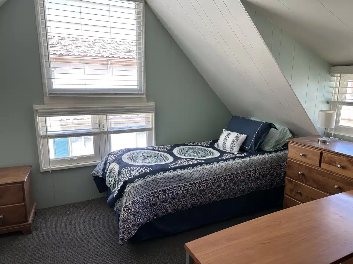 Gooden Center - Thumbnail 8