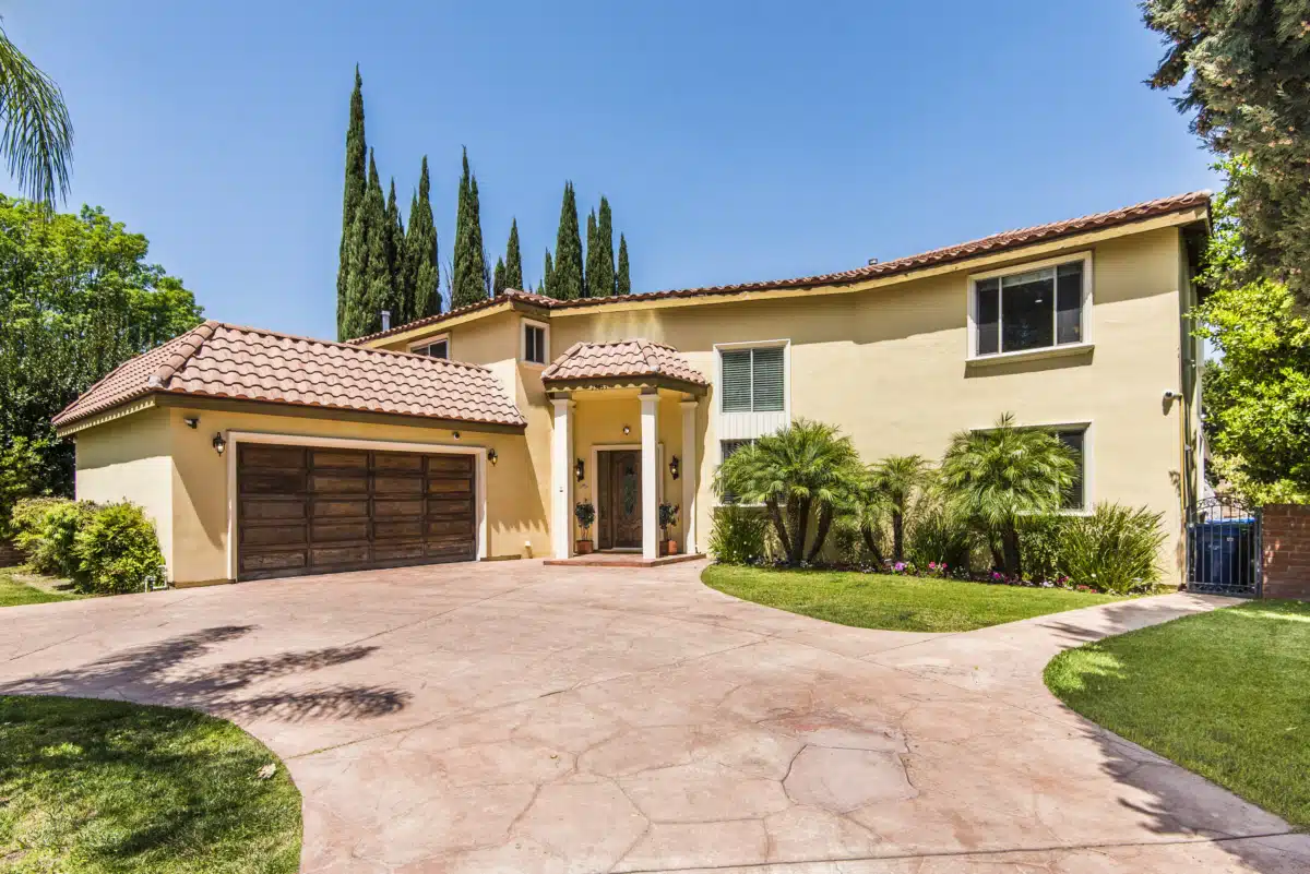 Iris Healing Retreat - Thumbnail 2