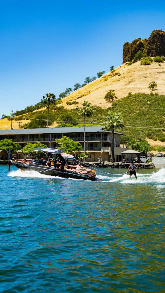 Lakes Treatment Center Inc - Thumbnail 3