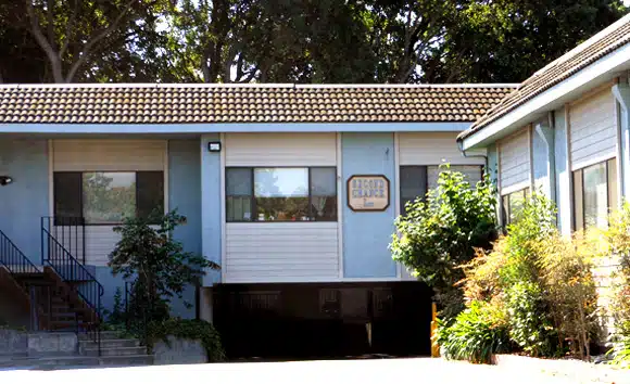 Second Chance Inc - Thumbnail 2